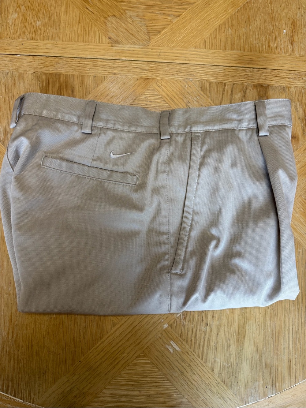 Nike Beige/Tan Performance Golf Shorts with Subtle Stripe Detail